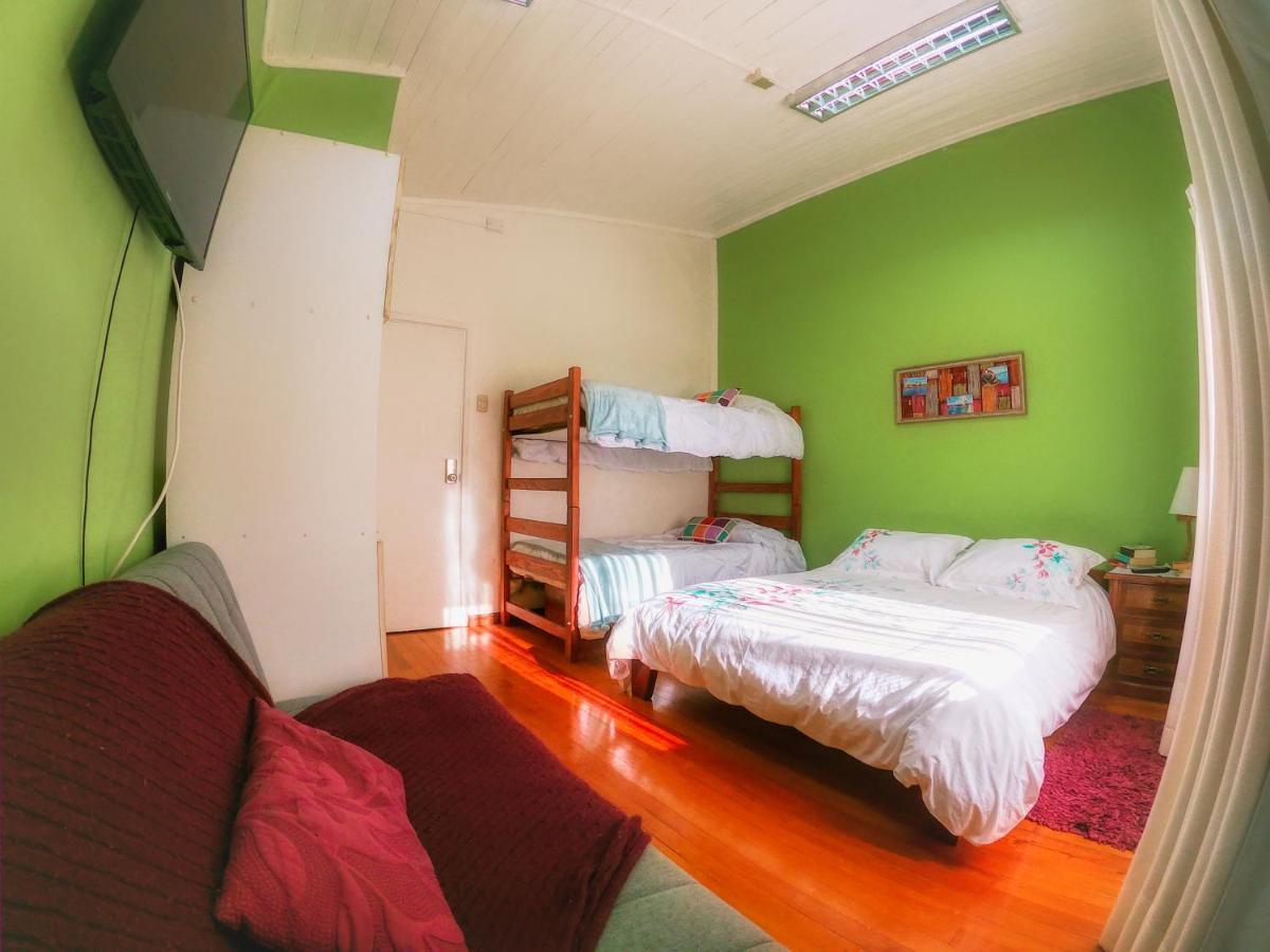 Green Hostel Valdivia Exterior photo